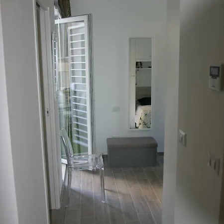 Apartament La Casa Di Appia *